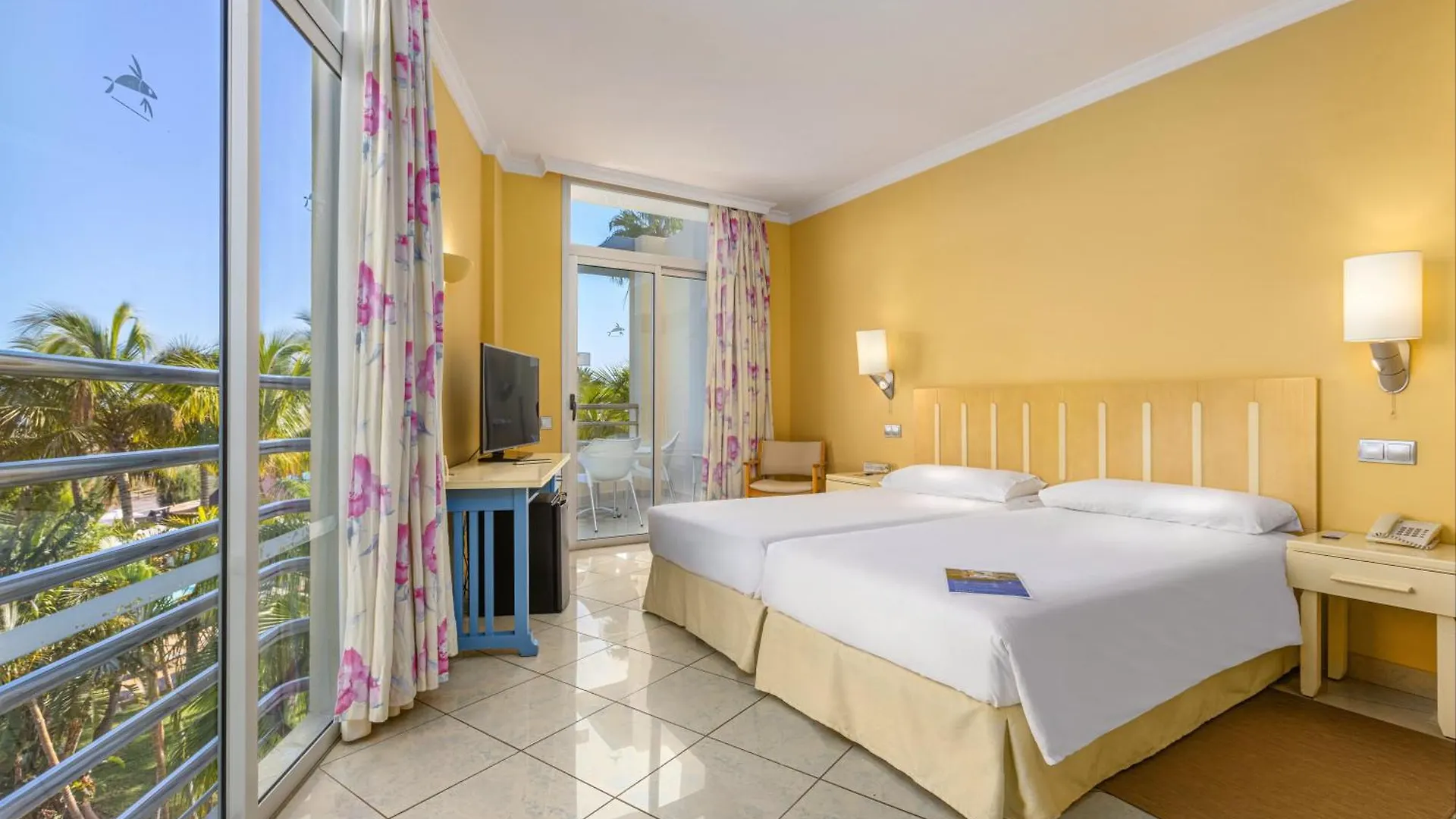Ifa Altamarena By Lopesan Hotels location
